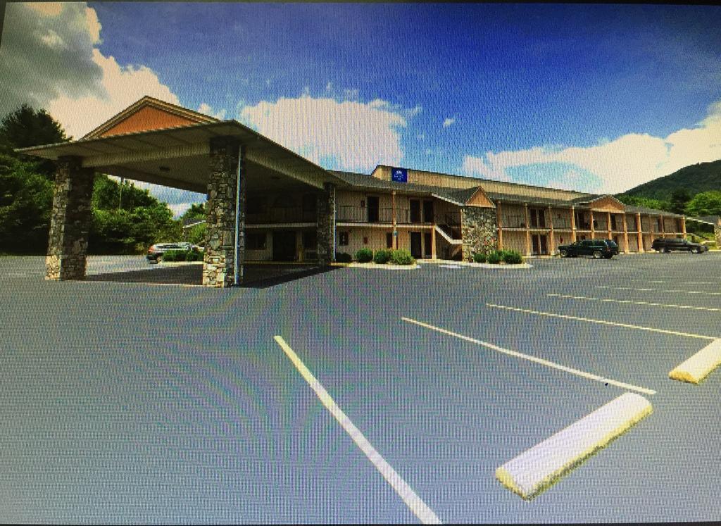 Americas Best Value Inn Canton Exterior photo