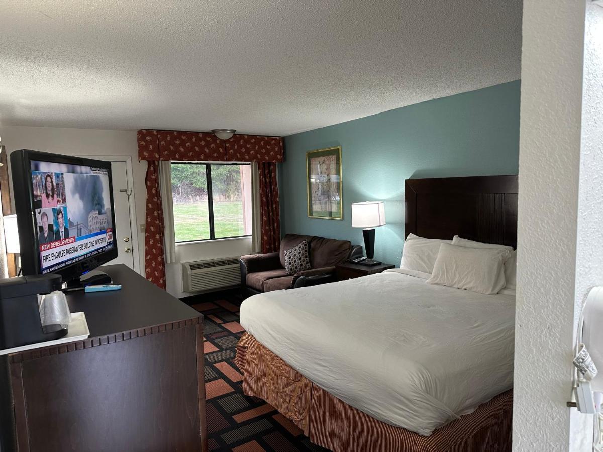 Americas Best Value Inn Canton Exterior photo
